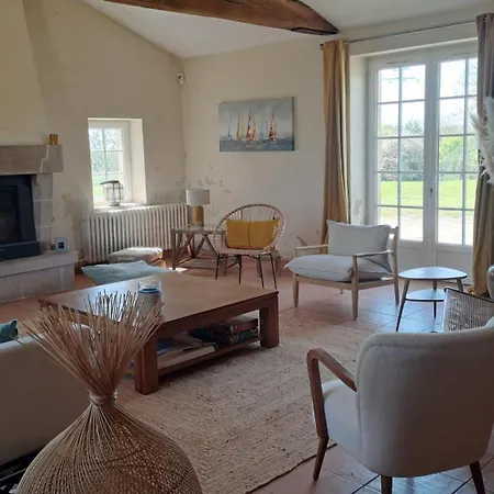 Grande Maison - Jardin Et Piscine - 15 Mn Des Plages Prázdninový dům Vairé