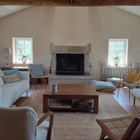 Grande Maison - Jardin Et Piscine - 15 Mn Des Plages * Vairé